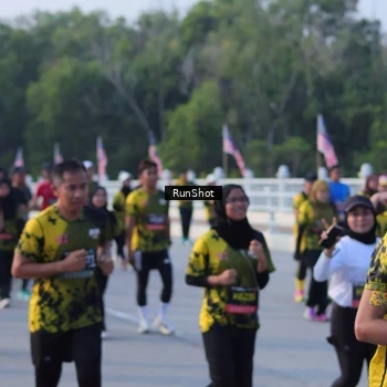 Runner Photo 7131649