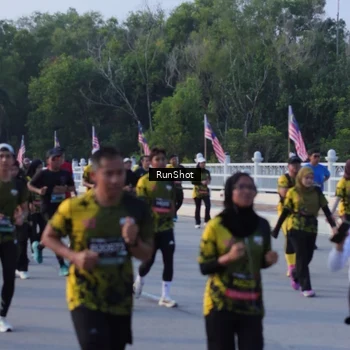 Runner Photo 7131679