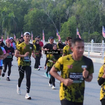 Runner Photo 7131743