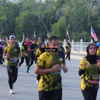 Runner Photo 7131744