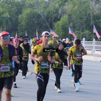 Runner Photo 7131765