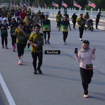 Runner Photo 7131840