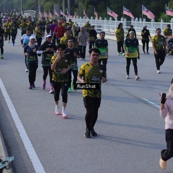 Runner Photo 7131849