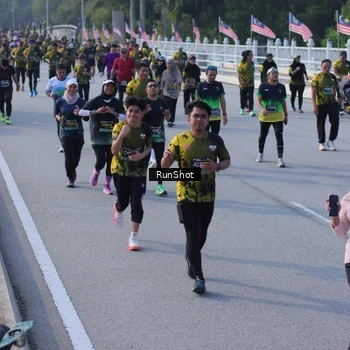 Runner Photo 7131852