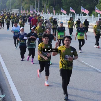 Runner Photo 7131859