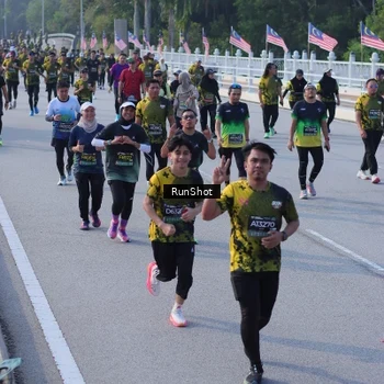 Runner Photo 7131860
