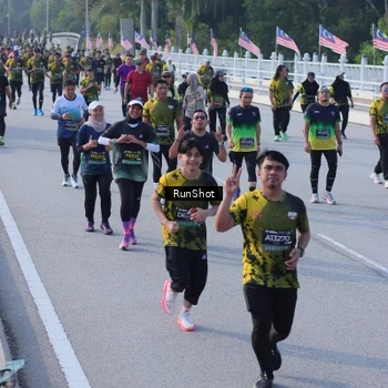 Runner Photo 7131861