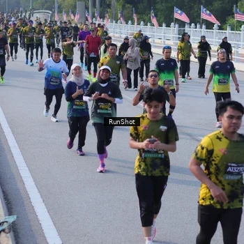 Runner Photo 7131870