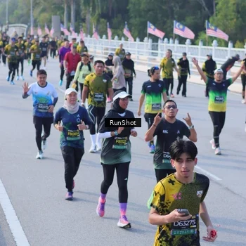 Runner Photo 7131878