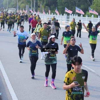 Runner Photo 7131879