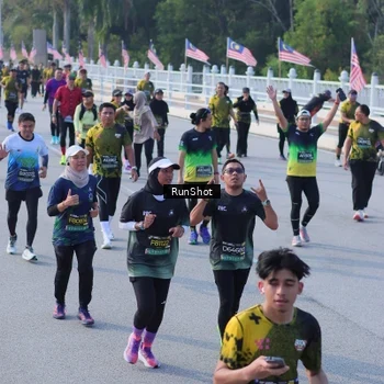 Runner Photo 7131891