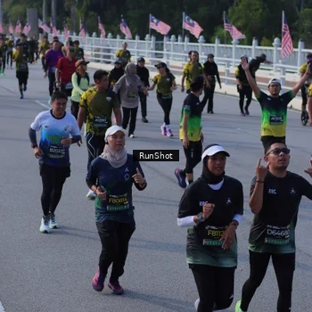 Runner Photo 7131892