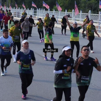 Runner Photo 7131896