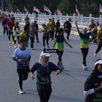Runner Photo 7131902