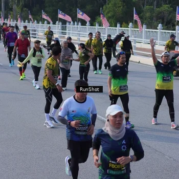 Runner Photo 7131912