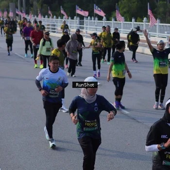 Runner Photo 7131915