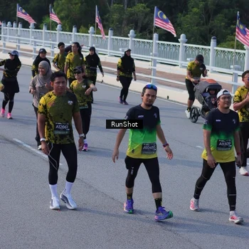 Runner Photo 7131936