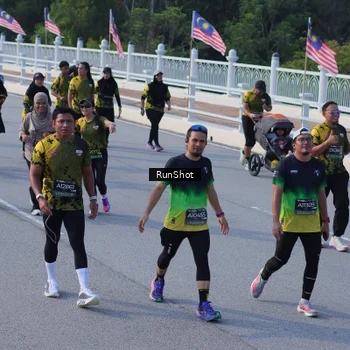Runner Photo 7131937