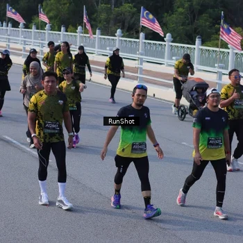 Runner Photo 7131938