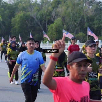 Runner Photo 7131975