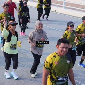 Runner Photo 7131976