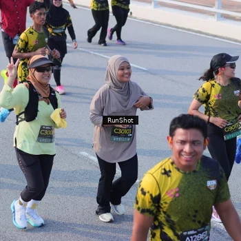 Runner Photo 7132003