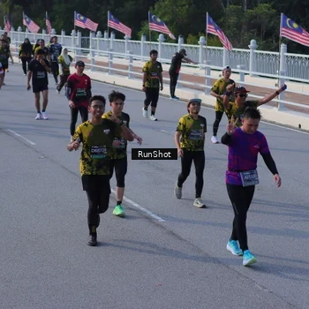 Runner Photo 7132026