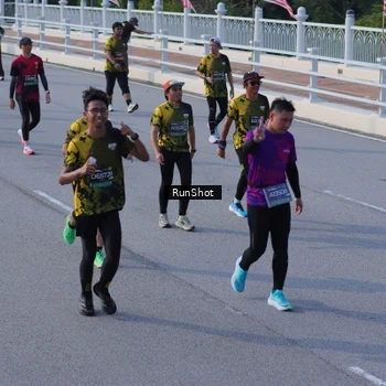 Runner Photo 7132033