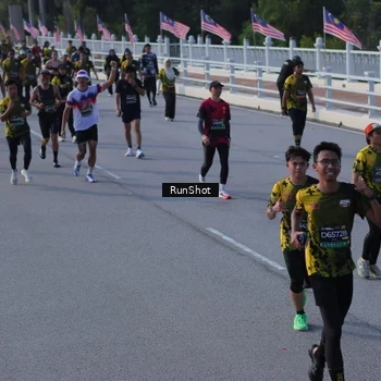 Runner Photo 7132036