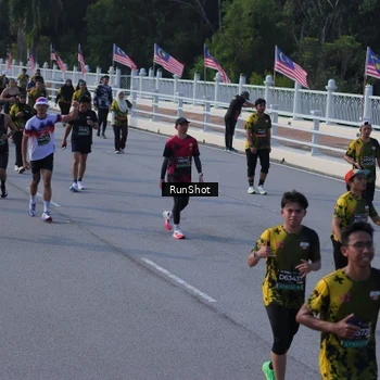 Runner Photo 7132042