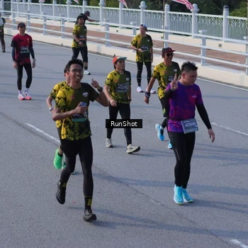 Runner Photo 7132044