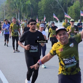 Runner Photo 7132052