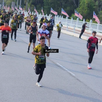 Runner Photo 7132054