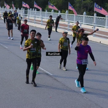 Runner Photo 7132058
