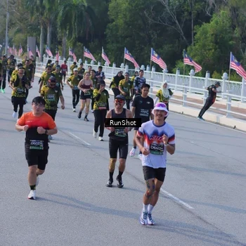 Runner Photo 7132068