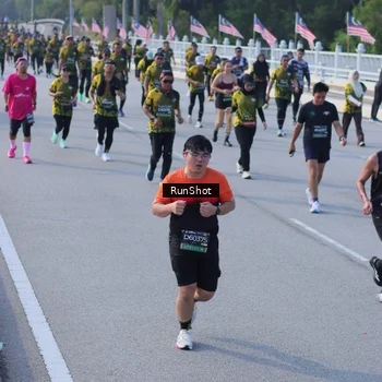 Runner Photo 7132072