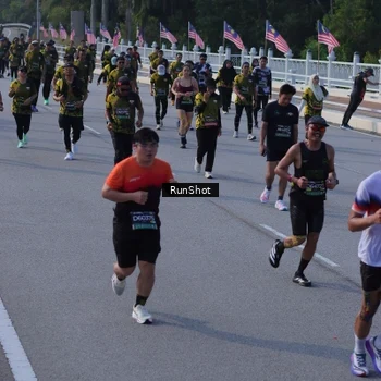 Runner Photo 7132078