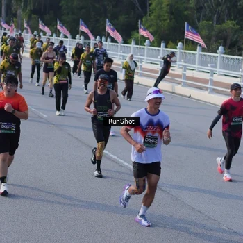 Runner Photo 7132079