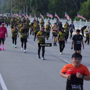 Runner Photo 7132088