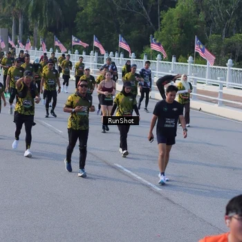 Runner Photo 7132094