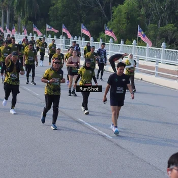 Runner Photo 7132095