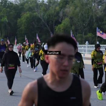 Runner Photo 7132101