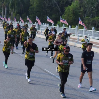 Runner Photo 7132108