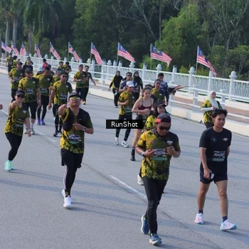 Runner Photo 7132110