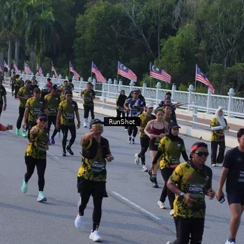 Runner Photo 7132112