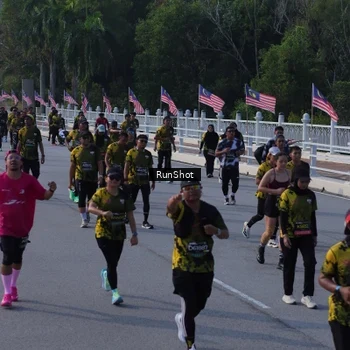 Runner Photo 7132115