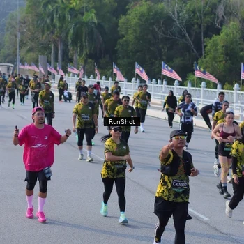 Runner Photo 7132116