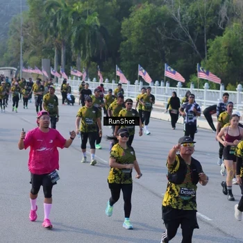 Runner Photo 7132124