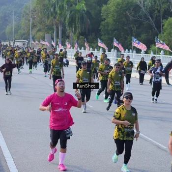 Runner Photo 7132125