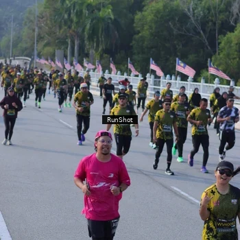 Runner Photo 7132141